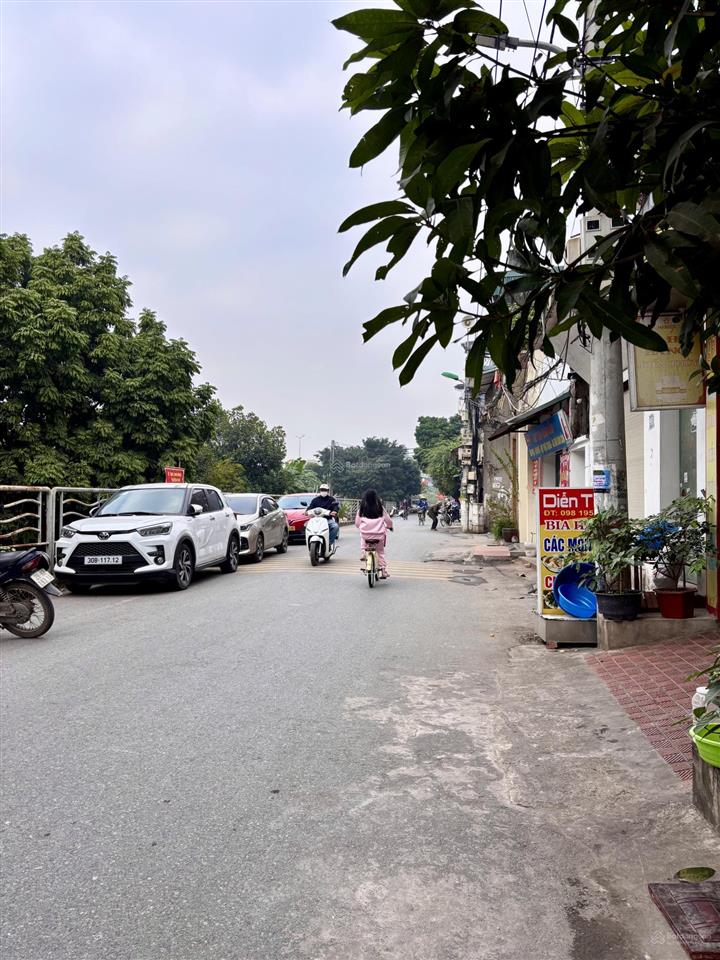 Nhà 3 tầng mặt phố khuyến lương 56m2  17,5 tỷ  ô tô tránh  kinh doanh