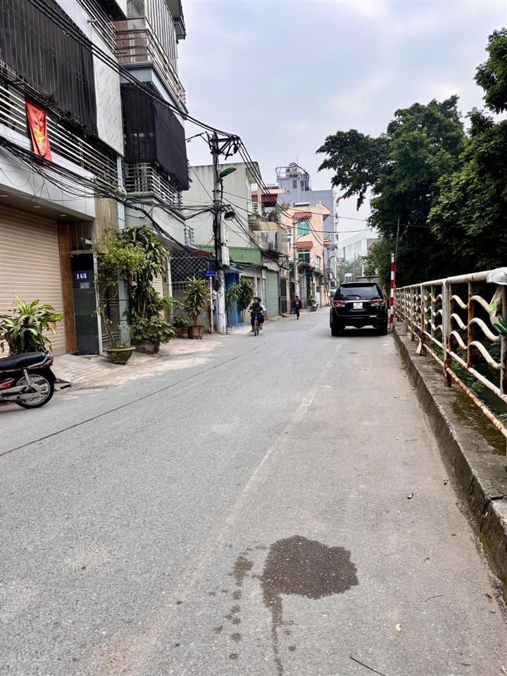 Nhà 3 tầng mặt phố khuyến lương 56m2  17,5 tỷ  ô tô tránh  kinh doanh