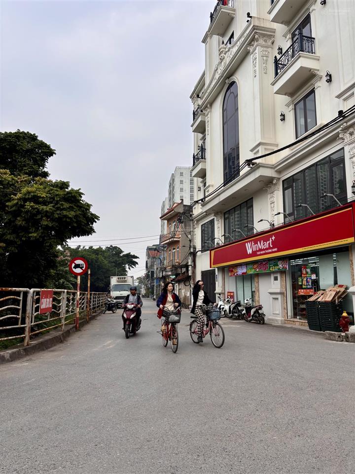 Nhà 3 tầng mặt phố khuyến lương 56m2  17,5 tỷ  ô tô tránh  kinh doanh