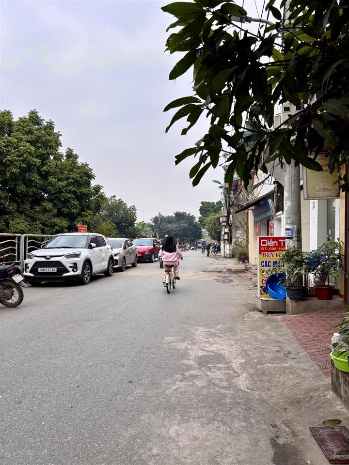 Nhà 3 tầng mặt phố khuyến lương 56m2  17,5 tỷ  ô tô tránh  kinh doanh