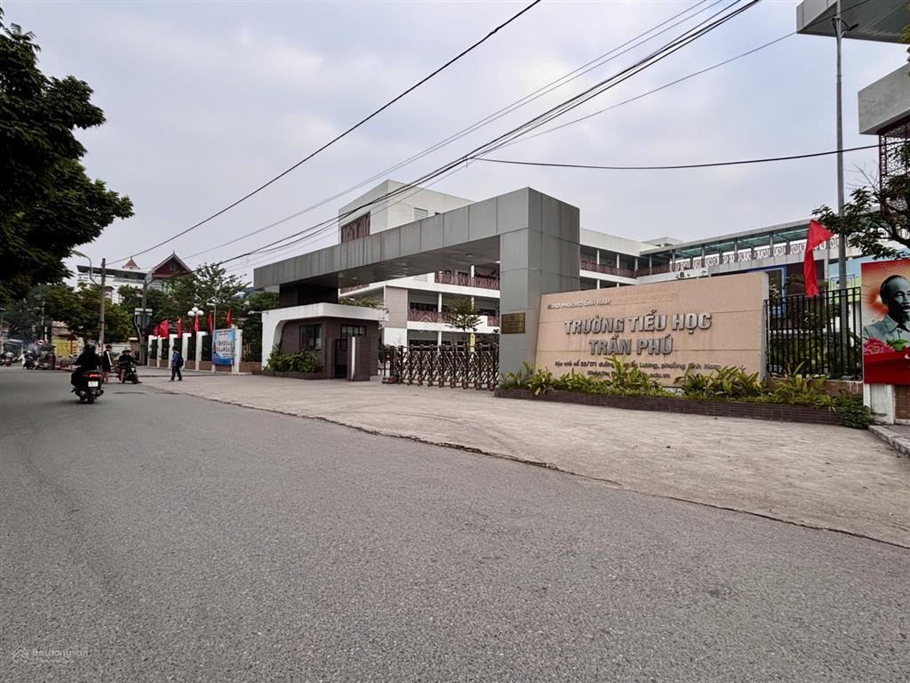 Nhà 3 tầng mặt phố khuyến lương 56m2  17,5 tỷ  ô tô tránh  kinh doanh