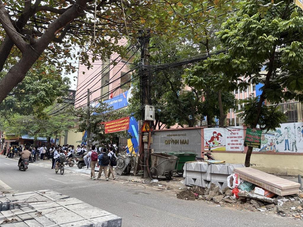 Nhà tập thể quỳnh mai 42m23,2 tỷvài bước ra phố