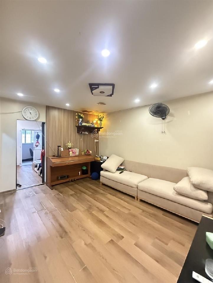 Nhà tập thể quỳnh mai 42m23,2 tỷvài bước ra phố