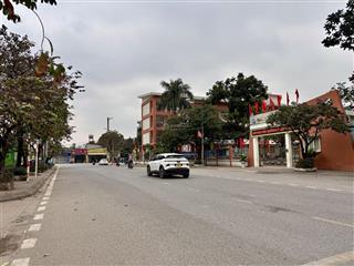 Siêu phẩm thịnh liệt 4 tầng 75m2mặt ngõ to như phố  kinh doanh