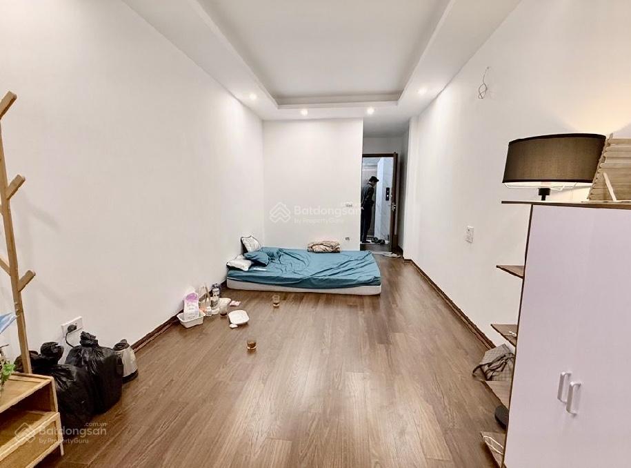 Siêu phẩm mặt phố hưng phúc 6 tầng thang máy ô tô tránh