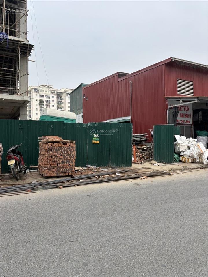 Siêu phẩm hoàng mai đất phân lô louis city  mặt tiền 8m  31,8 tỷ kinh doanh