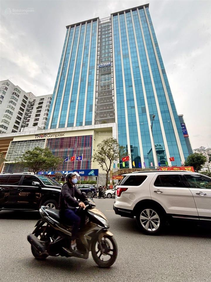 Nhà tô hoàng 22m2  5,5 tỷ 2 mặt ngõ thoáng  vài bước ra phố bạch mai