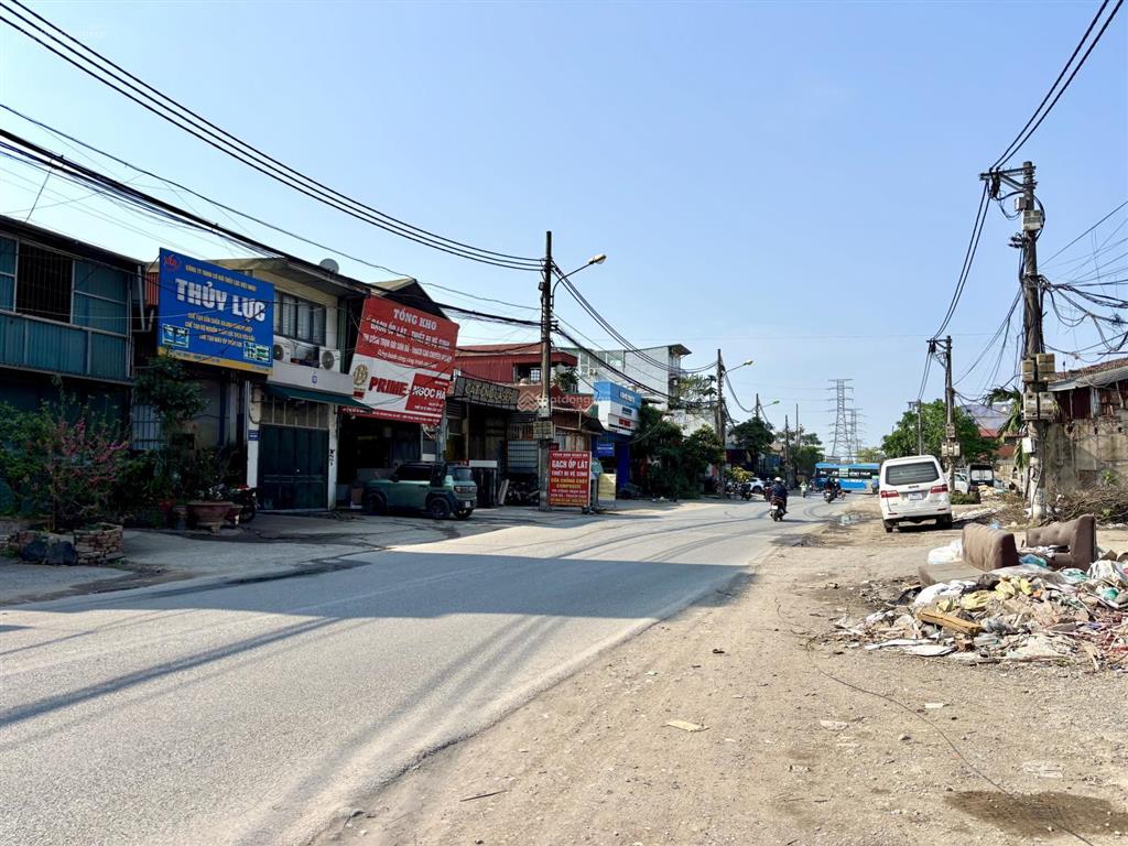 Nhà cấp bốn mặt đường tam trinh 166m2, giá 10 tỷ  phù hợp kho xưởng, kinh doanh