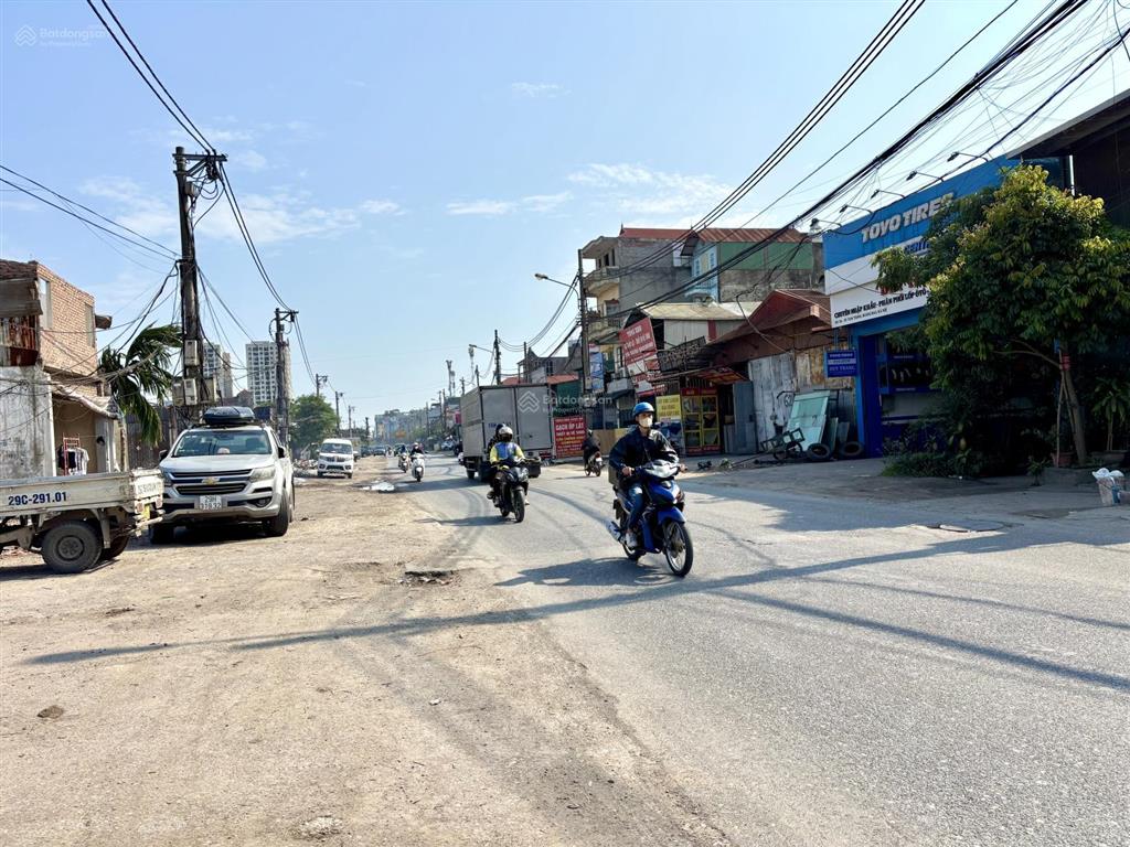 Nhà cấp bốn mặt đường tam trinh 166m2, giá 10 tỷ  phù hợp kho xưởng, kinh doanh