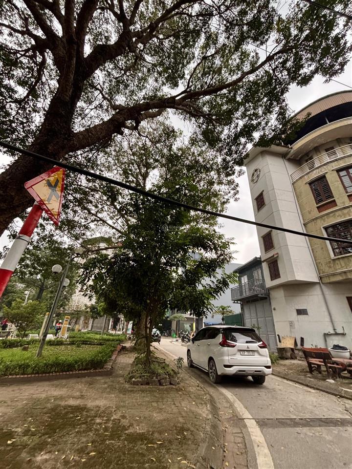 Nhà 4 tầng khu phân lô x2a yên sở, hưng thịnh 89,3m 27 tỷ kinh doanh cực tốt!