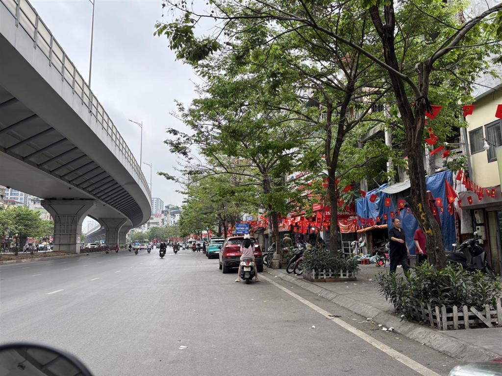 Mặt phố minh khai 22m2 7,5 tỷ lô góc 3 tầng mặt tiền khủng 8.5m kinh doanh đỉnh