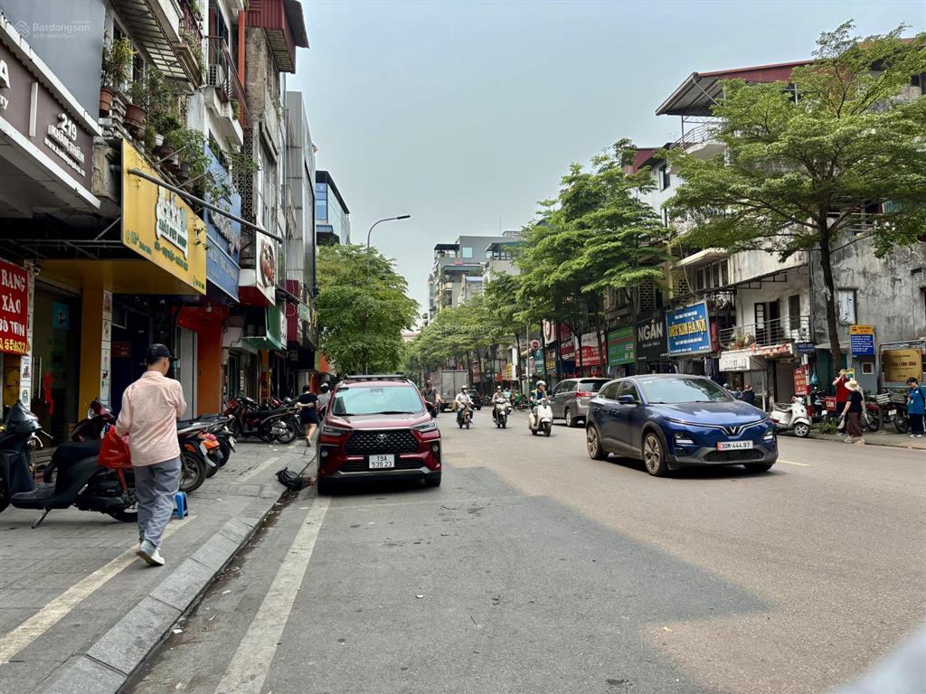 Nhà 3 tầng mặt phố khâm thiên 36m221 tỷ lô góc kinh doanh đỉnh