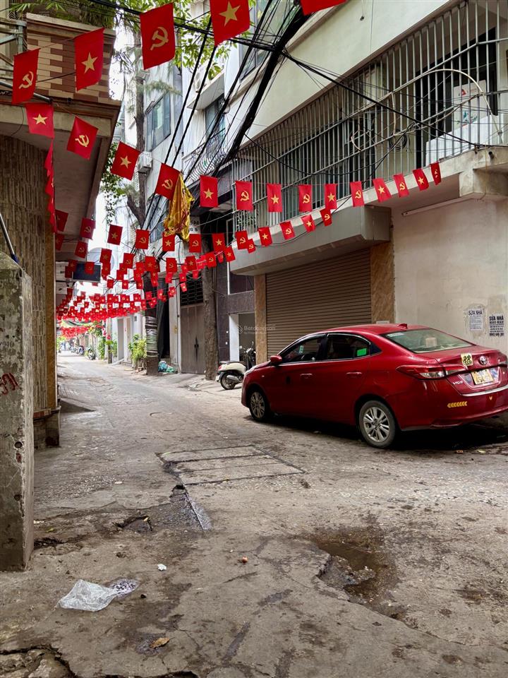 Nhà trương định 3 tầng 20m22,55 tỷ  lô góc  20m ra phố