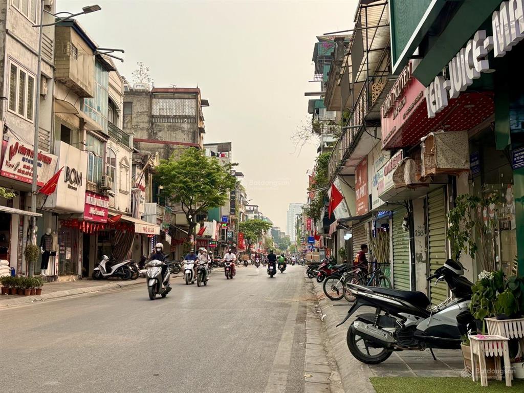 Nhà trương định 3 tầng 20m22,55 tỷ  lô góc  20m ra phố