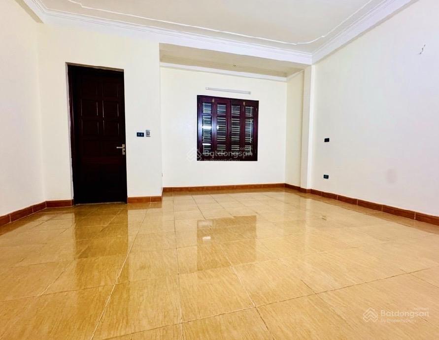 Nhà 3 tầng phân lô tđc x2b yên sở  55m217,5 tỷview hồ  vỉa hè 8m  tiềm năng tăng giá mạnh!