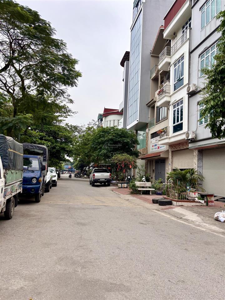 Nhà 3 tầng phân lô tđc x2b yên sở  55m217,5 tỷview hồ  vỉa hè 8m  tiềm năng tăng giá mạnh!