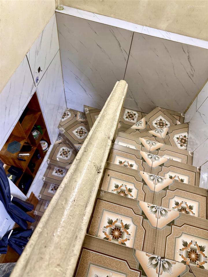 Nhà 3 tầng minh khai 37m2ngõ gốc đề thông7,25 tỷ 50m ra phố