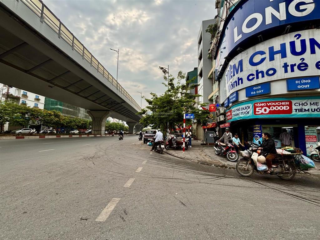 Nhà 3 tầng minh khai 37m2ngõ gốc đề thông7,25 tỷ 50m ra phố