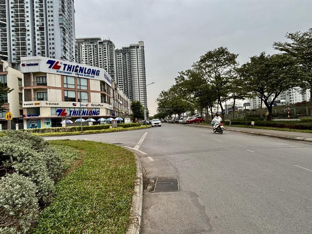 Cực hiếm nhà liền kề gamuda gardens 5 tầng  75m2  32,5 tỷ  sống xanh đẳng cấp