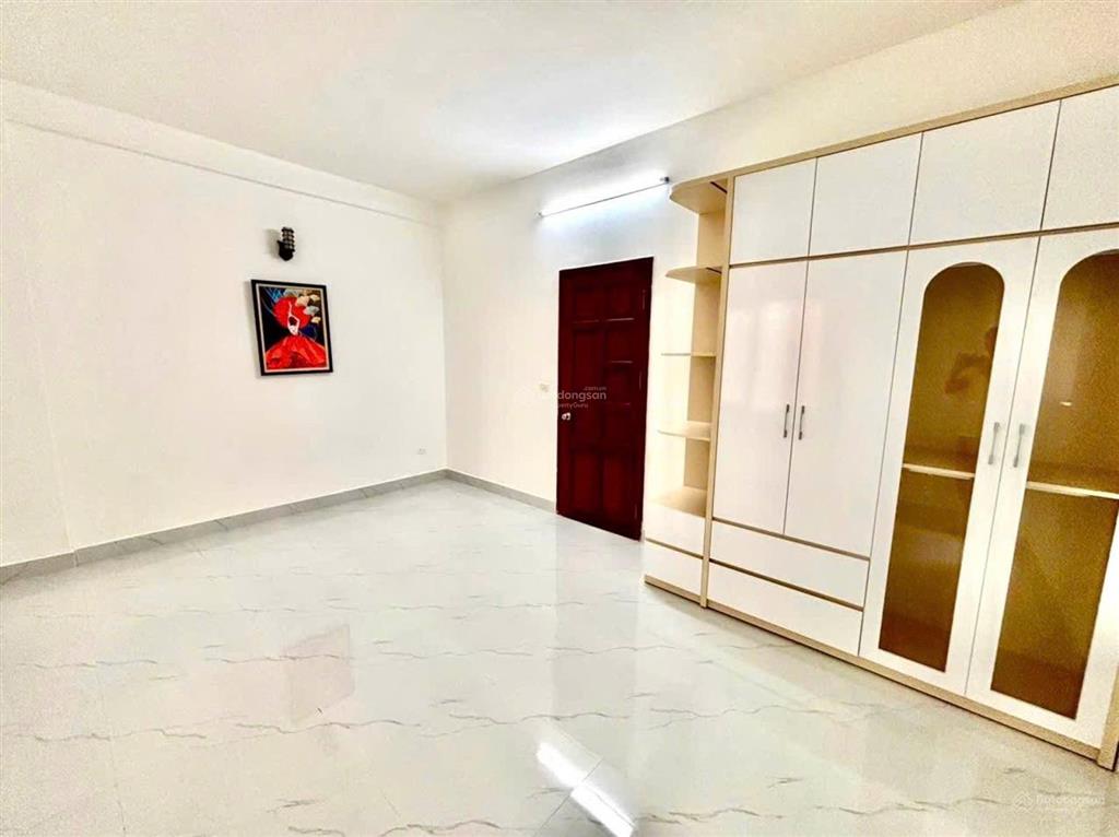 Siêu phẩm nam dư 5 tầng 60m2 sân vườn chillô tô đỗ cửa  dòng tiền tốt