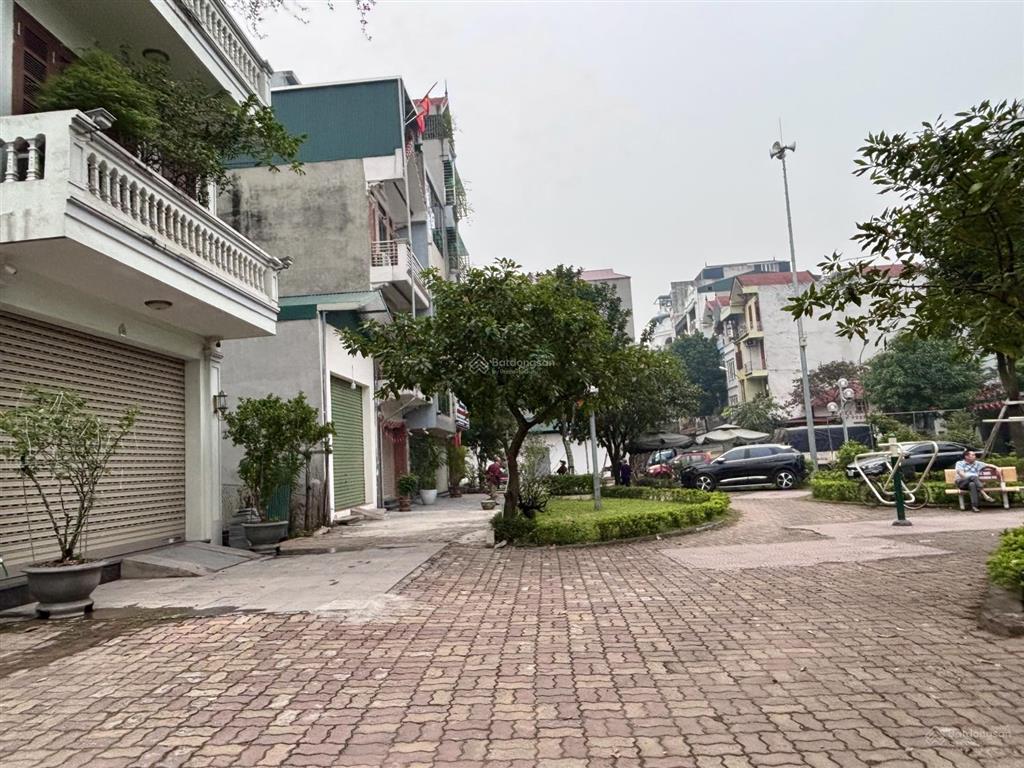 Toà nhà văn phòng x2b, 85m2 34 tỷ yên sở7 tầng thang máy 3 thoángkinh doanh