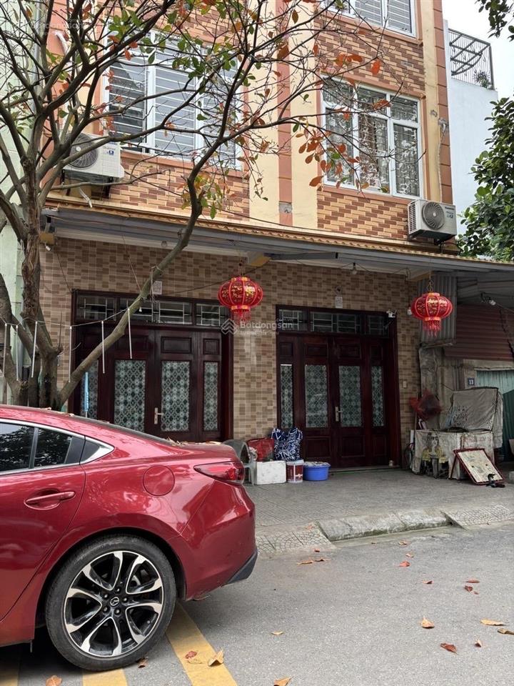 Biệt thự hoàng cầu 4 tầng 90m2 lô góc phân lô vip đống đa  51,8 tỷ