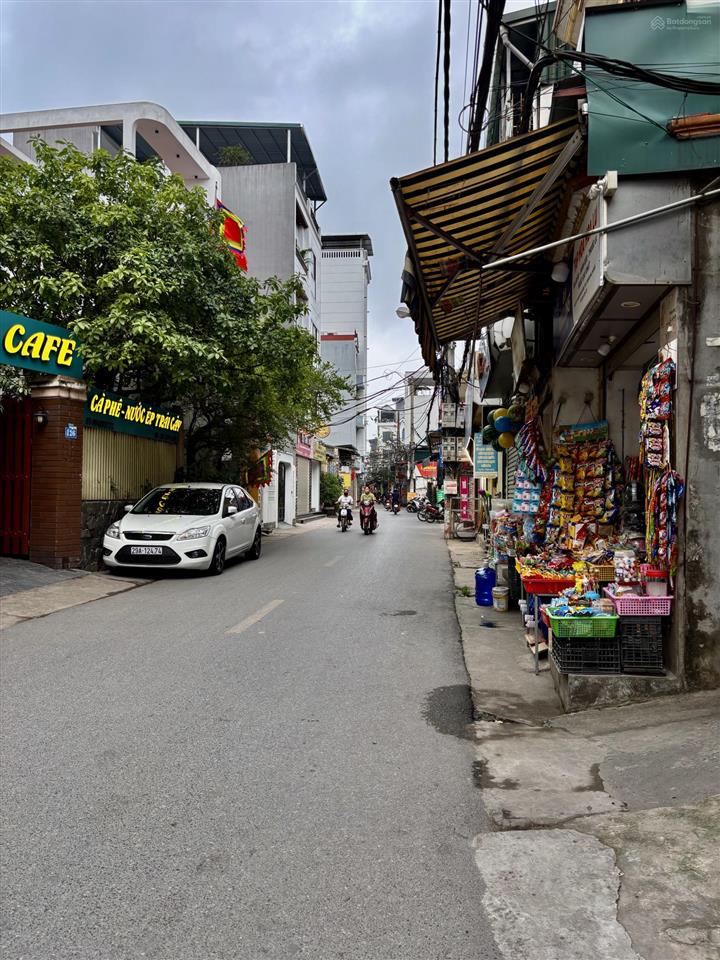 Cho thuê nhà 4 tầng yên duyên mới coong 70m2 40tr ô tô tránh  kinh doanh tốt