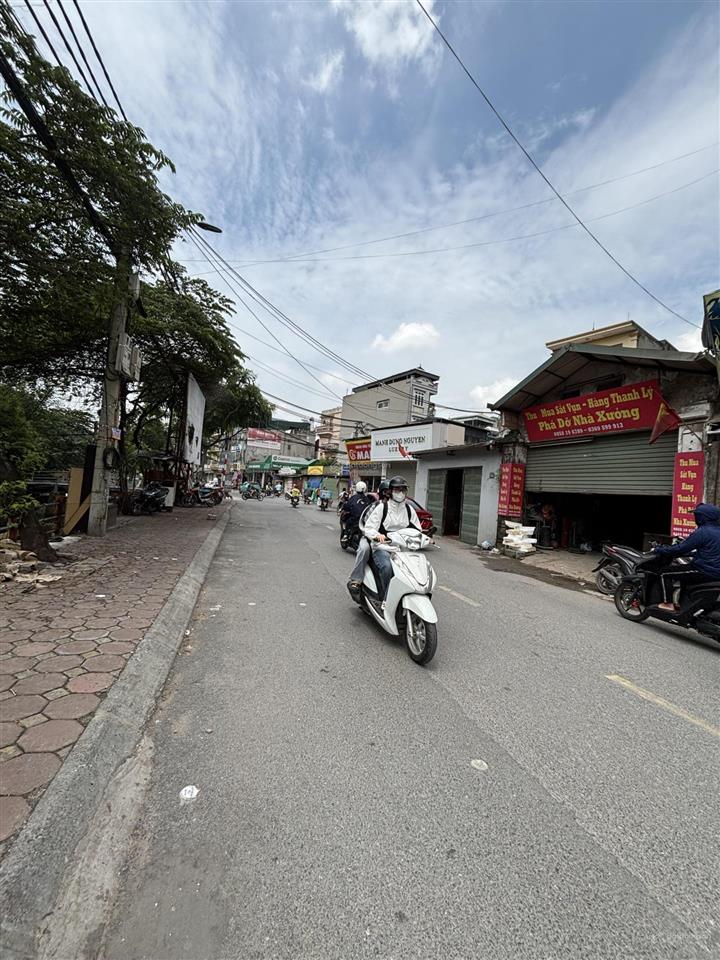 Hiếm có khó tìm  nhà đẹp lĩnh nam 4 tầng22m2 6,25 tỷ ngõ thông  sổ đỏ nở hậu đắc lộc