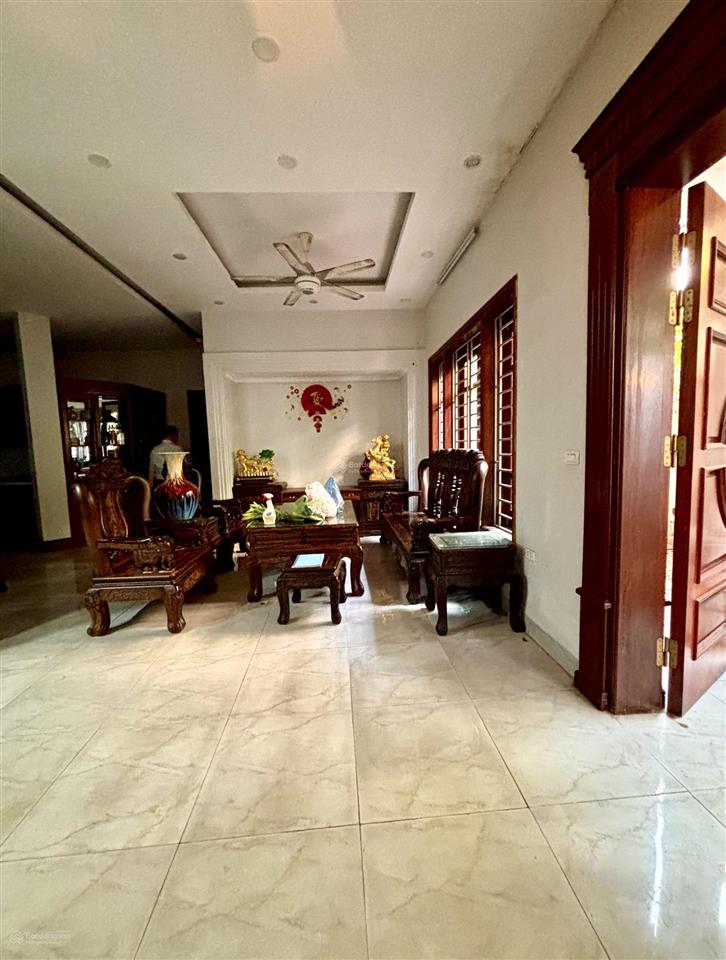 Cho thuê biệt thự liền kề tam trinh  150m x 4 tầng  25tr/tháng ô tô tránh