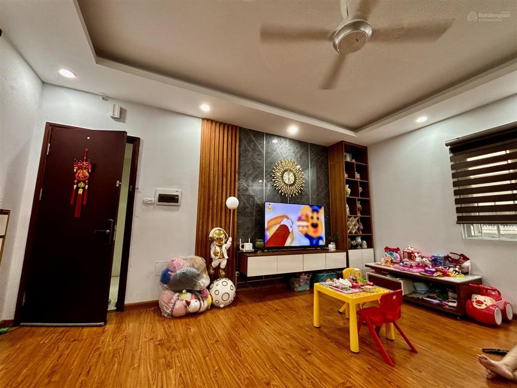 Căn hộ góc 3 mặt thoáng 67m24,9 tỷ mặt phố bùi xương trạch  ô tô vòng quanh  ở sướng!