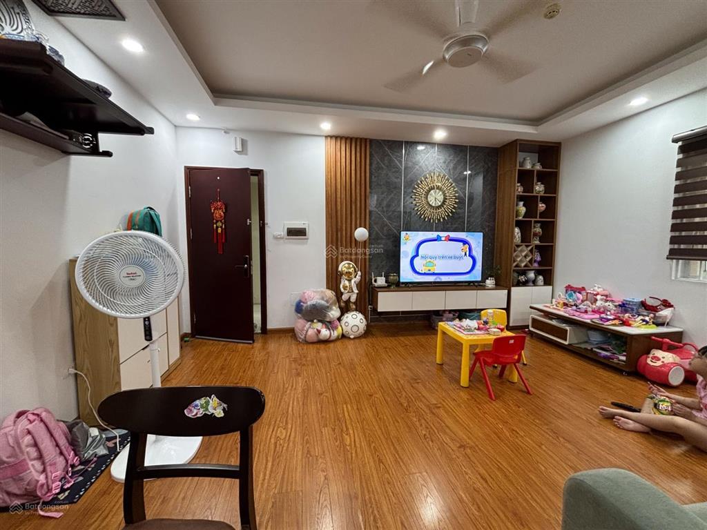 Căn hộ góc 3 mặt thoáng 67m24,9 tỷ mặt phố bùi xương trạch  ô tô vòng quanh  ở sướng!