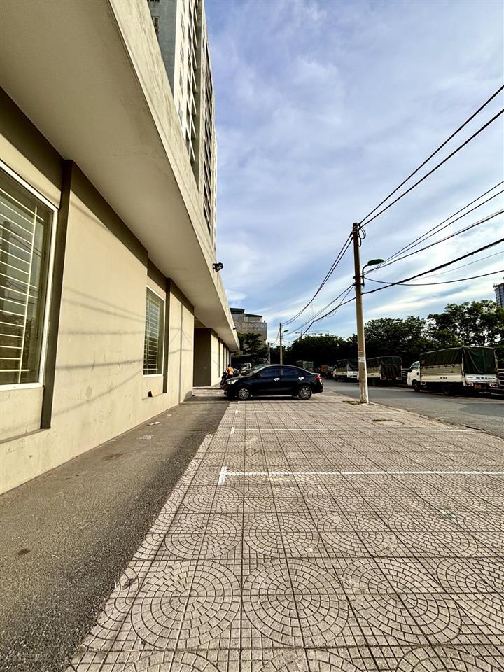 Căn hộ cc c13 tầng trung khuyến lương 66m²  4,15 tỷ  view gamuda thoáng đẹp