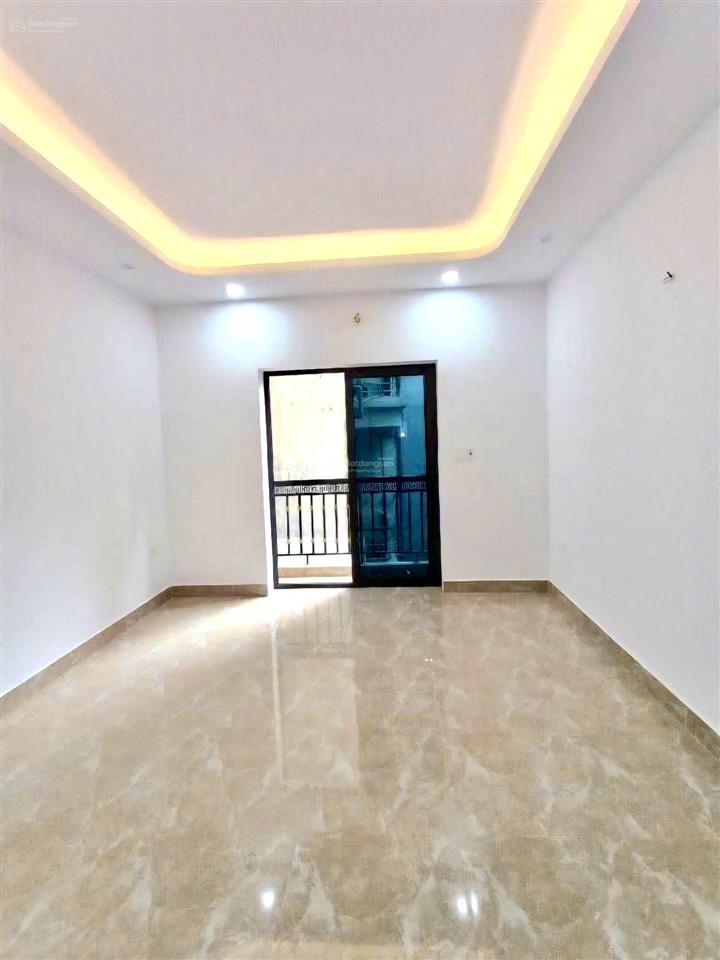 Nhà đẹp lĩnh nam 40m2 4 tầng  7,35 tỷ 20m ra ô tô tránh ở ngay!