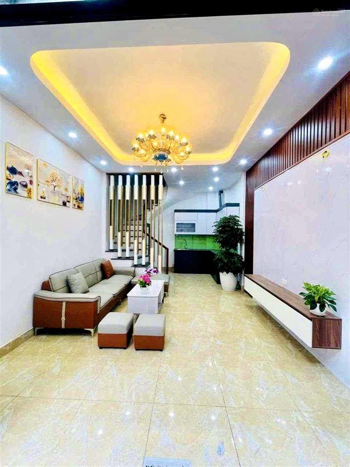 Nhà đẹp lĩnh nam 40m2 4 tầng  7,35 tỷ 20m ra ô tô tránh ở ngay!