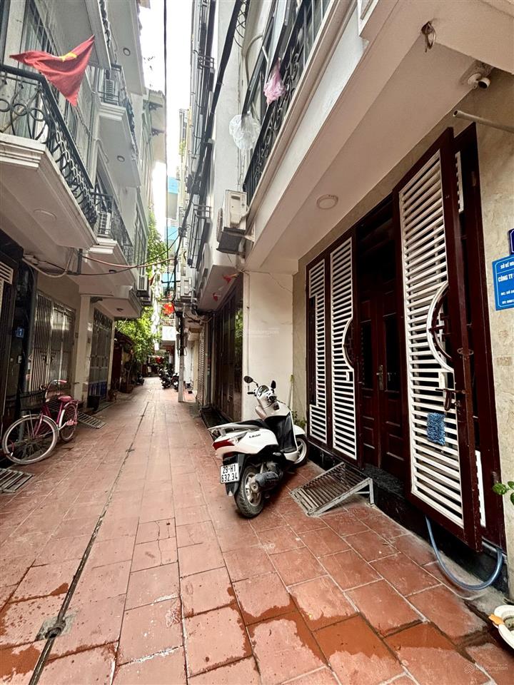 Nhà đẹp lĩnh nam 40m2 4 tầng  7,35 tỷ 20m ra ô tô tránh ở ngay!
