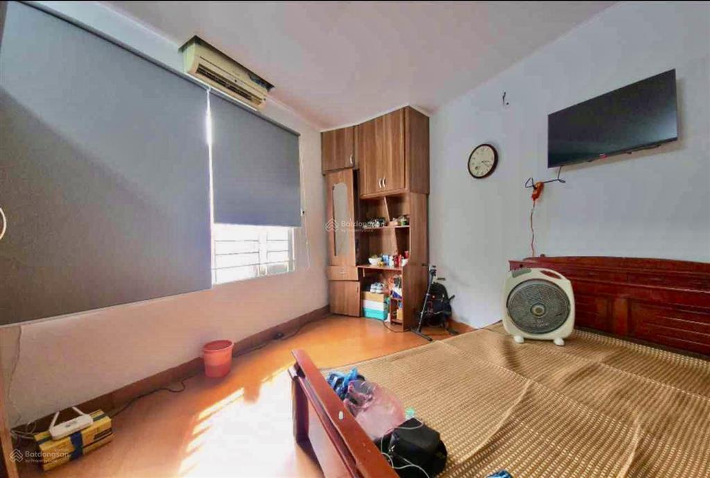 Mặt phố dương văn bé 4 tầng 40m2  vỉa hè  ô tô tránh  dòng tiền 15tr/tháng