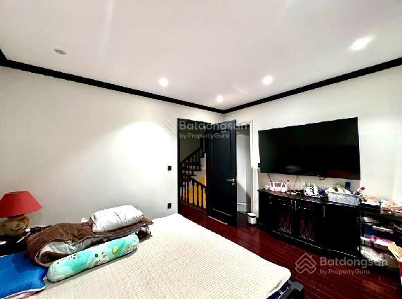 Nhà phân lô x2a yên sở 6 tầng thang máy 80m2  30,5 tỷ  dòng tiền 20 phòng cho thuê
