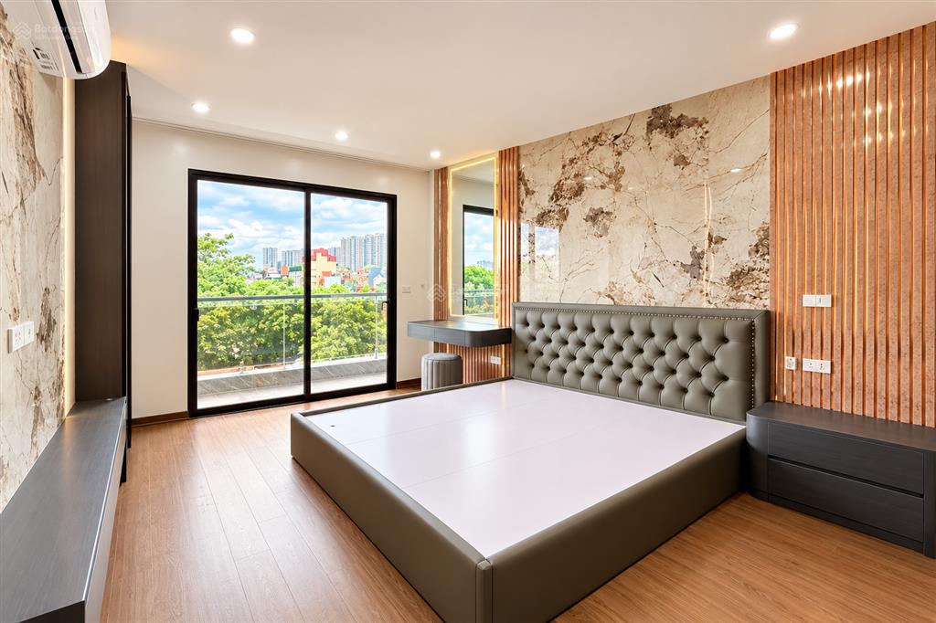 Siêu phẩm lô góc lĩnh nam 7 tầng thang máy 63m2  21,6 tỷ  ô tô tránh kinh doanh đỉnh