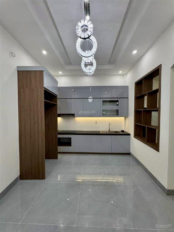 Nhà mới coong khuyến lương 45m2 5 tầng thang máy ô tô vào nhà  12,4 tỷ
