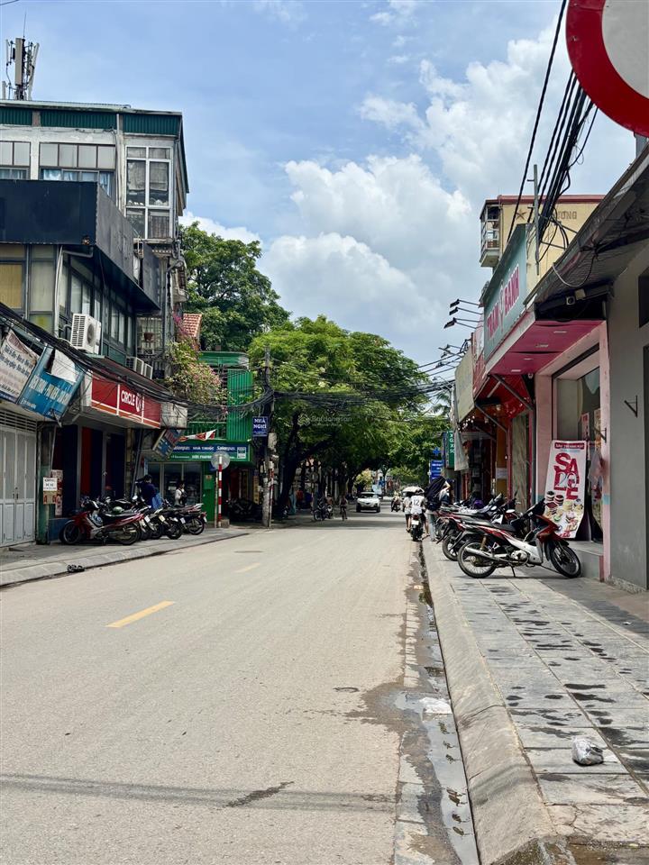 Mặt phố vĩnh hưng 5 tầng  75m2  18 tỷ  vỉa hè rộng  ô tô dừng đỗ