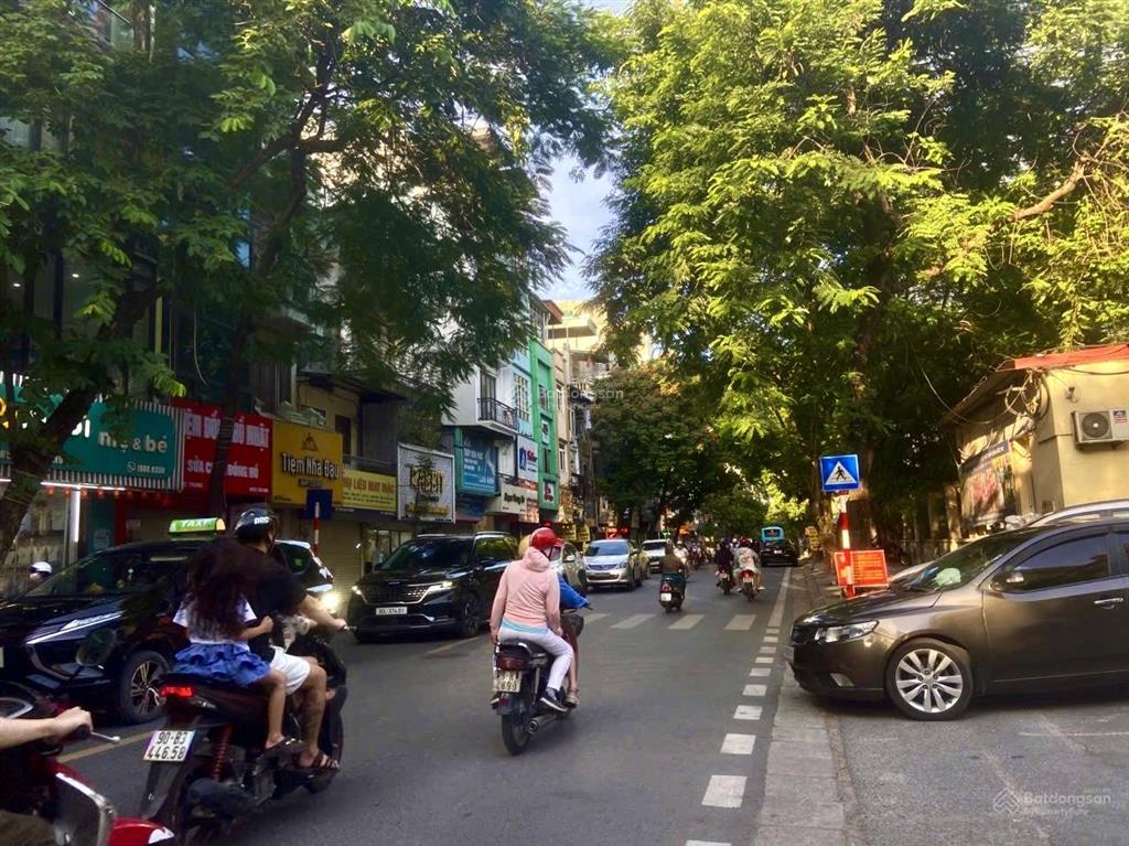 Nhà 4 tầng mặt phố lạc trung 16m26,8 tỷ vỉa hè rộngkinh doanh