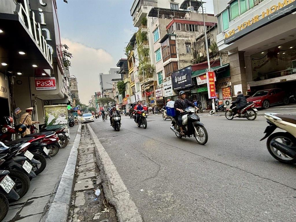 Nhà mặt phố bạch mai 9 tầng thang máy 176m2 148,8 tỷ  vỉa hè kinh doanh
