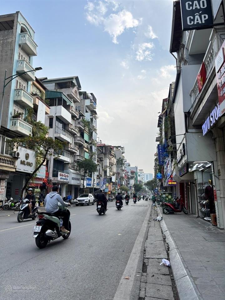 Nhà mặt phố bạch mai 9 tầng thang máy 176m2 148,8 tỷ  vỉa hè kinh doanh