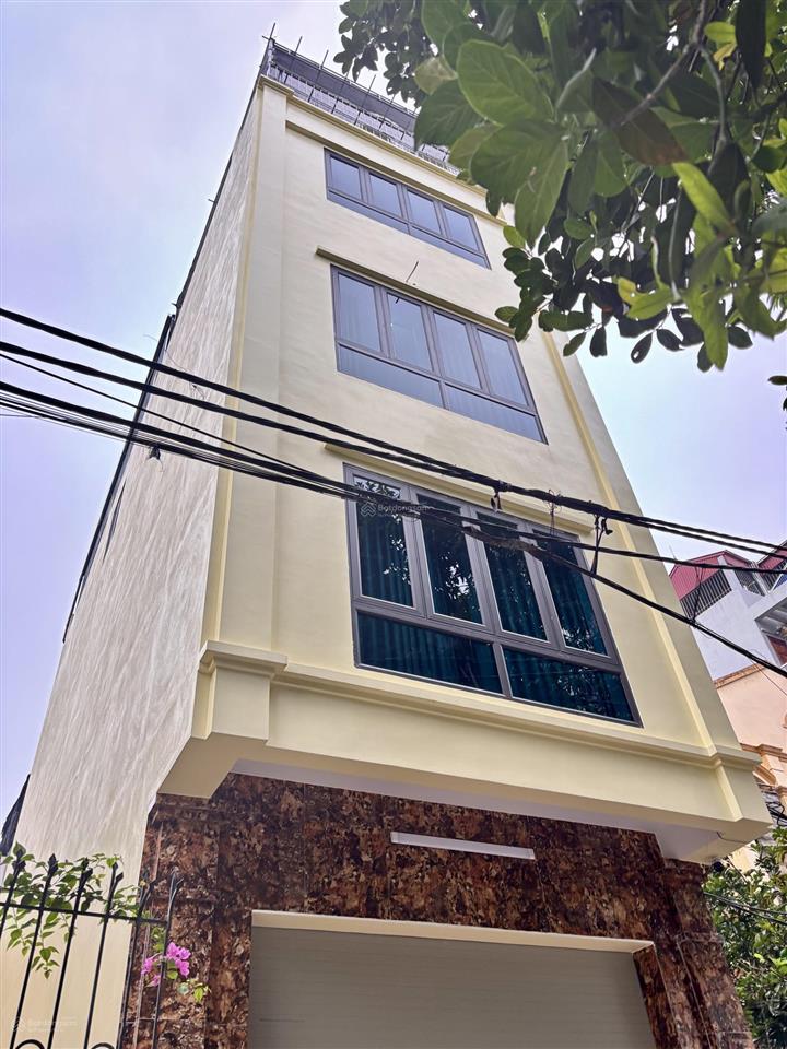 Nhà đẹp 5 tầng yên mỹ 40m26,3 tỷô tô vào nhàngõ thông