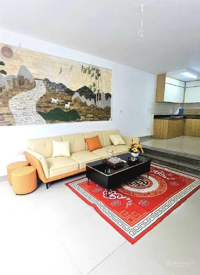 Nhà đẹp 5 tầng yên mỹ 40m26,3 tỷô tô vào nhàngõ thông
