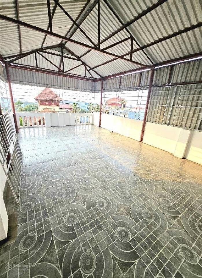 Nhà đẹp 5 tầng yên mỹ 40m26,3 tỷô tô vào nhàngõ thông