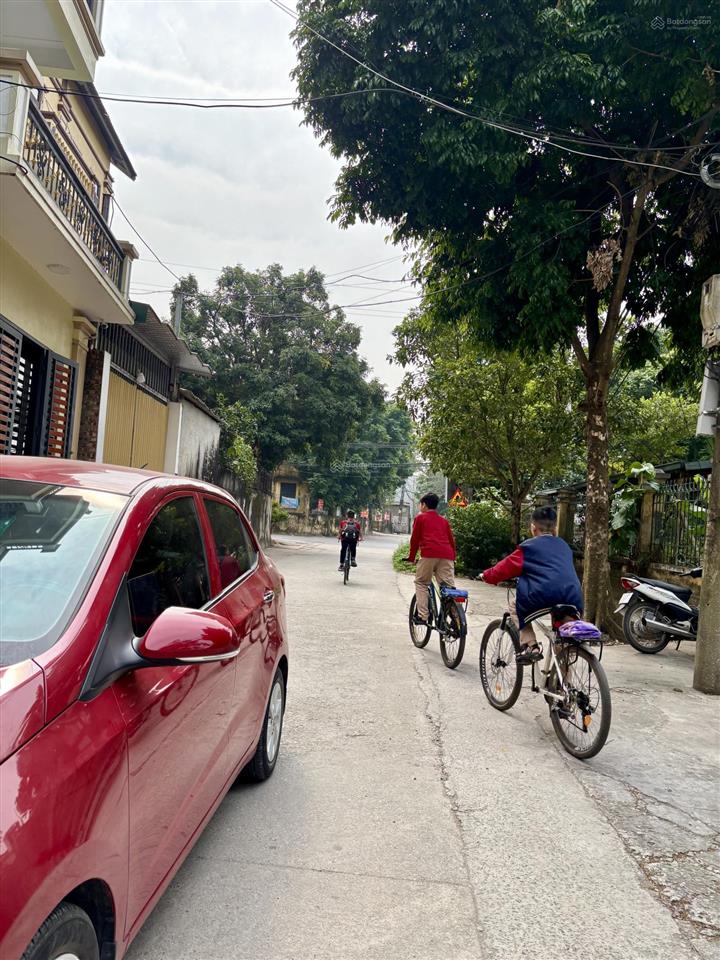 Đất view hồ yên mỹ, thanh trì 142m221,6 tỷô tô tránh