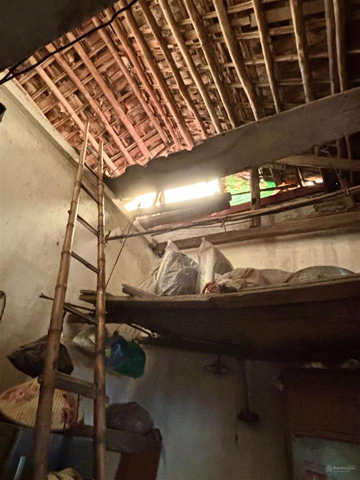 Nhà lô góc yên mỹ 104,2m2  12,5 tỷ  kinh doanh  ô tô tránh