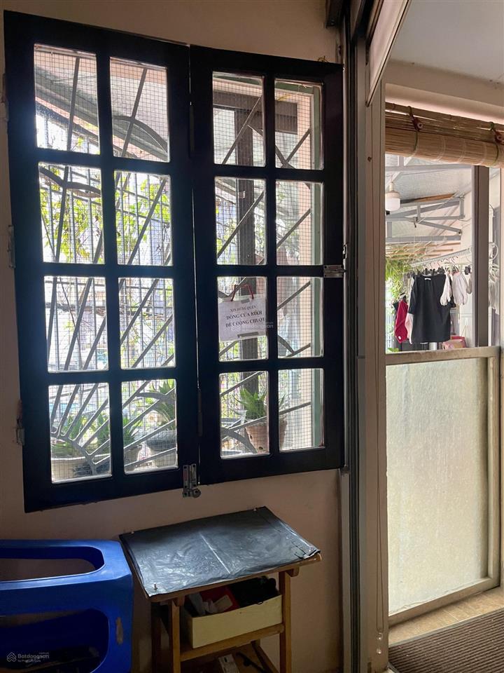 Chính chủ bán gấp nhà mặt phố pháo đài láng 95.4m2 "giá nhỉnh 300tr/m2"