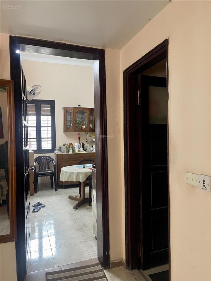 Chính chủ bán gấp nhà mặt phố pháo đài láng 95.4m2 "giá nhỉnh 300tr/m2"